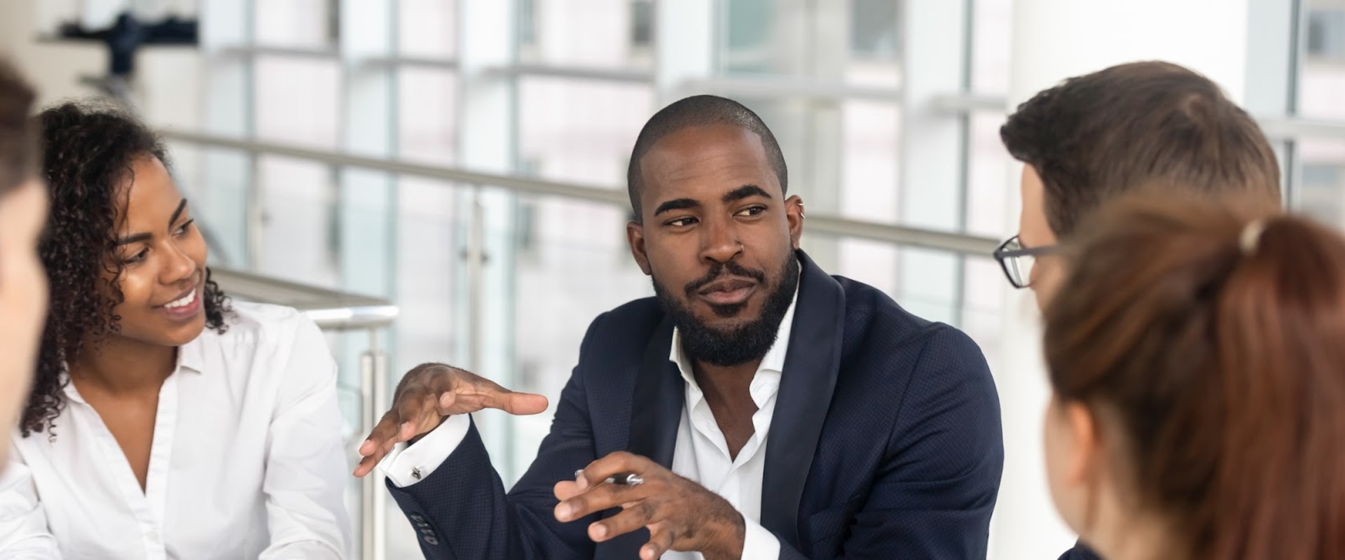The Benefits of Improved Communication in Leadership Strategies